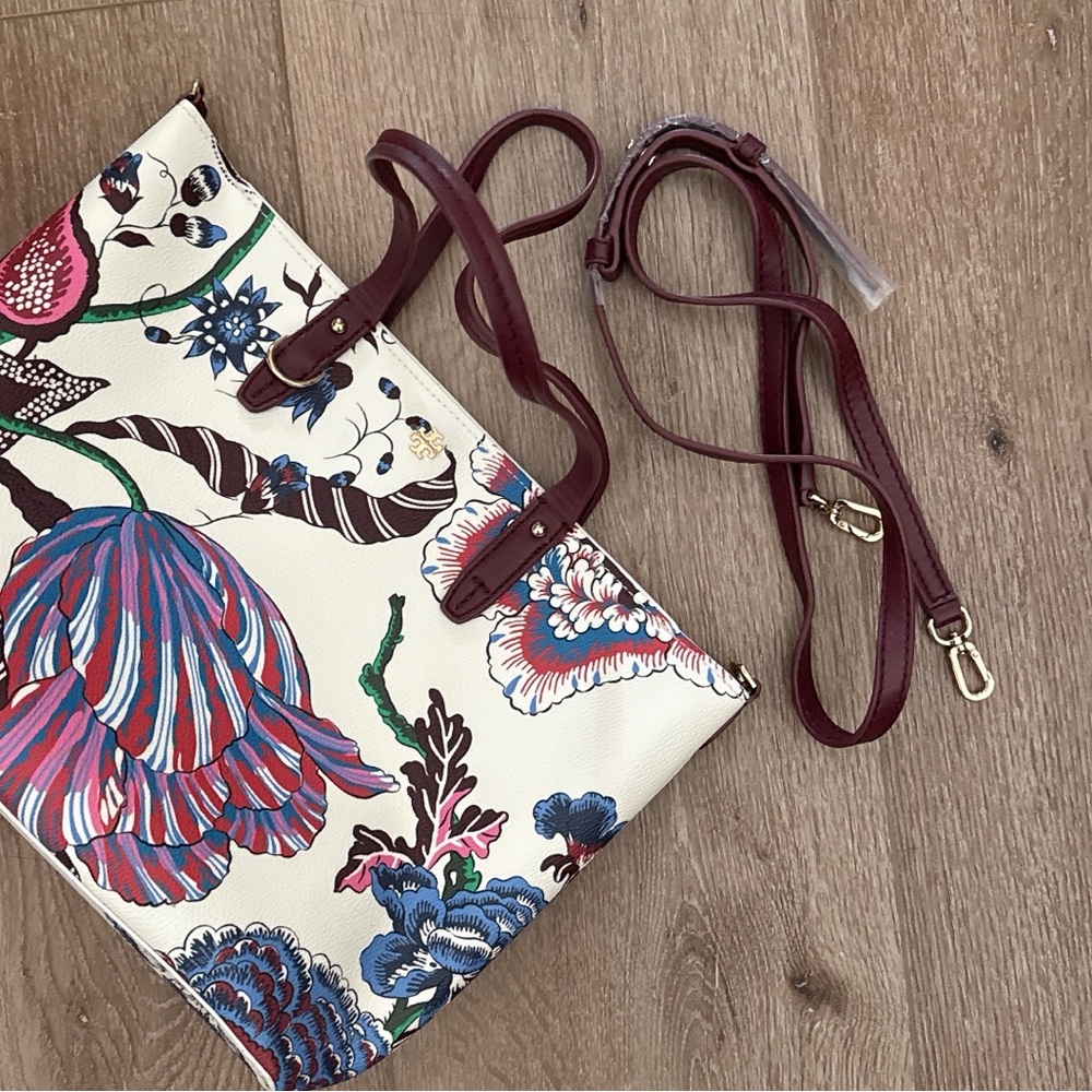 Tory Burch Rory Printed Tote - Picture 6 of 6